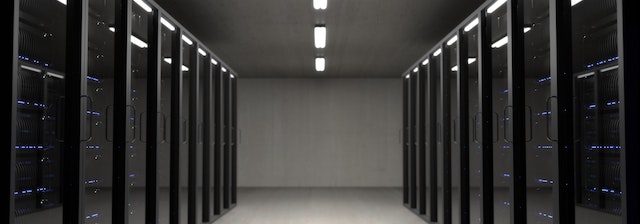 web servers data storage